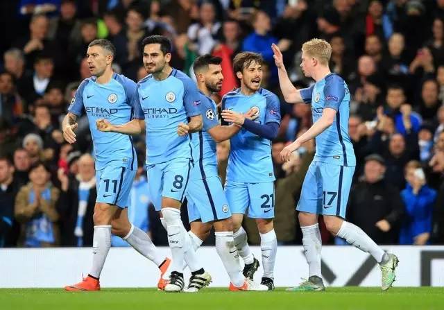 把赛车运动带回家乡，金彭携手赛车名将绘就体育+新图景